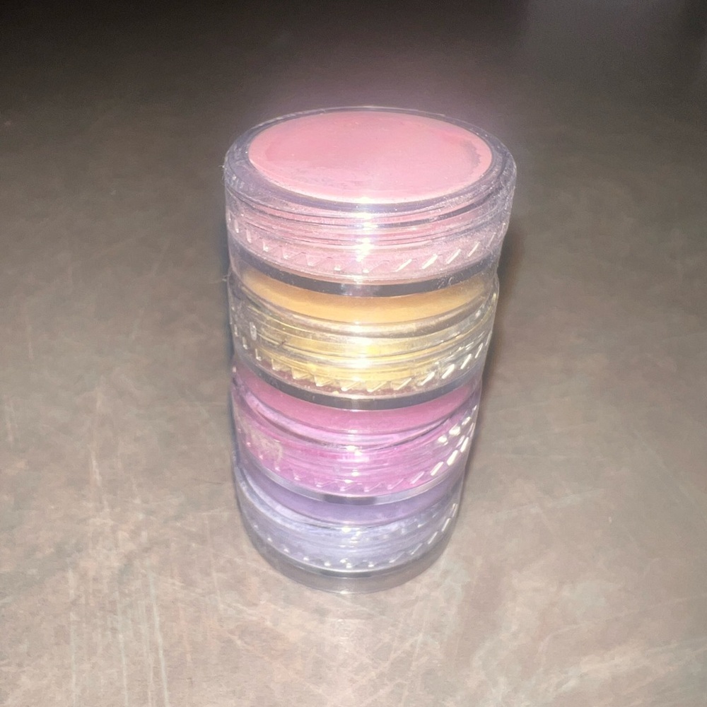 New- 1 set of 4 tinted face powders- 2g each